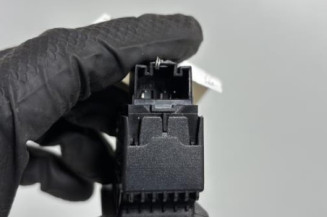 Interrupteur de leve vitre avant droit VOLKSWAGEN TOURAN 3