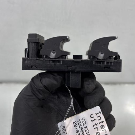 Interrupteur de leve vitre avant gauche VOLKSWAGEN TOURAN 3