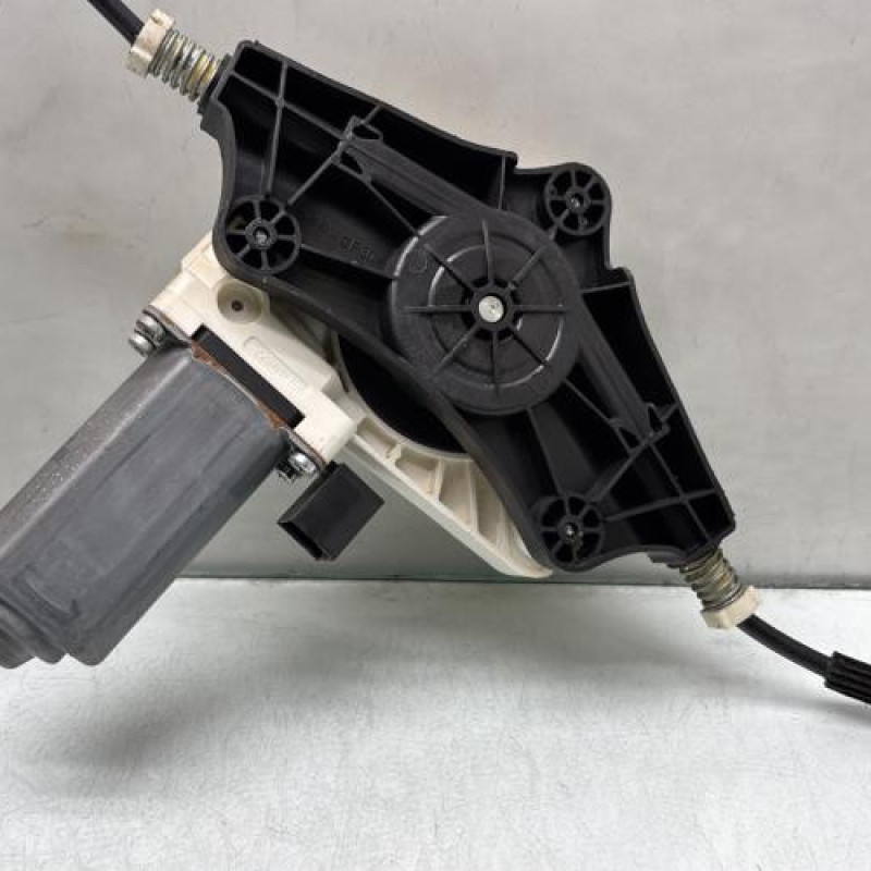 Leve vitre electrique avant droit VOLKSWAGEN GOLF 7 Photo n°6