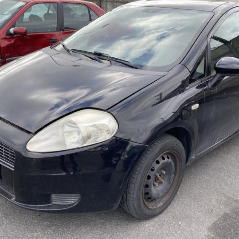 Leve vitre electrique avant gauche FIAT GRANDE PUNTO Photo n°6