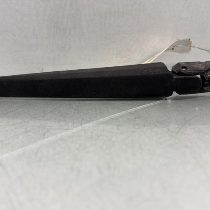 Bras essuie glace arriere TOYOTA RAV4 2 Photo n°1