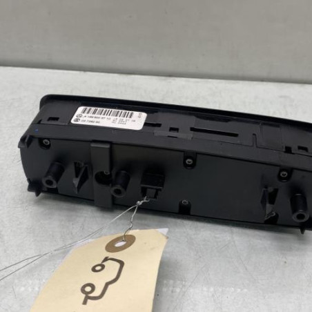 Interrupteur de leve vitre avant gauche MERCEDES CLASSE A 169