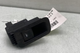 Interrupteur de leve vitre arriere droit VOLKSWAGEN GOLF 7 Photo n°1