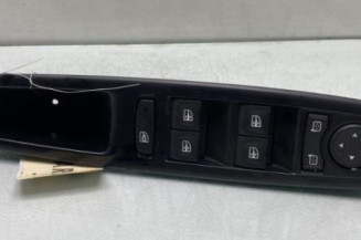 Interrupteur de leve vitre avant gauche RENAULT MEGANE 3 Photo n°1