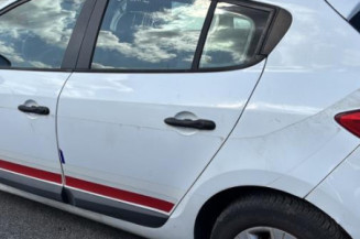 Interrupteur de leve vitre avant gauche RENAULT MEGANE 3