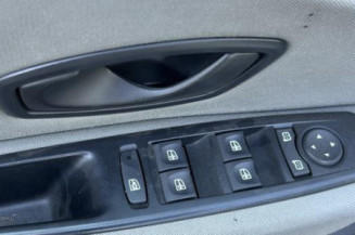 Interrupteur de leve vitre avant gauche RENAULT MEGANE 3