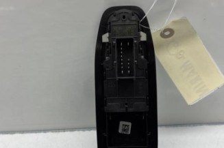 Interrupteur de leve vitre avant gauche PEUGEOT 208 1