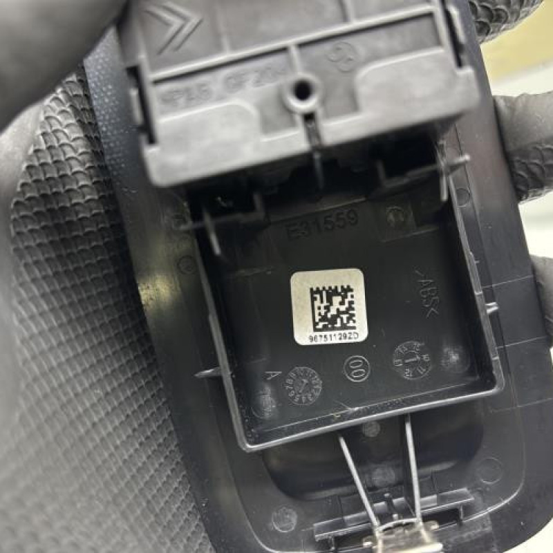 Interrupteur de leve vitre avant gauche PEUGEOT 208 1 Photo n°6