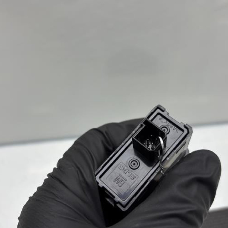 Interrupteur de leve vitre arriere droit OPEL ZAFIRA B Photo n°3