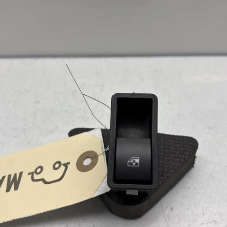 Interrupteur de leve vitre arriere gauche OPEL ZAFIRA B Photo n°1