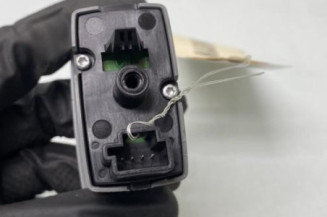 Interrupteur de leve vitre arriere droit MERCEDES CLASSE R 251