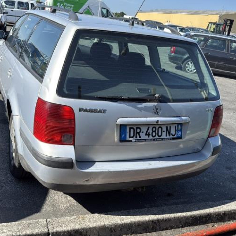 Interrupteur de leve vitre avant gauche VOLKSWAGEN PASSAT 4 Photo n°10