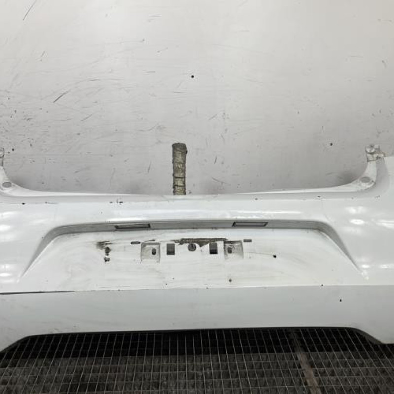 Pare choc arriere RENAULT CLIO 3 Photo n°1