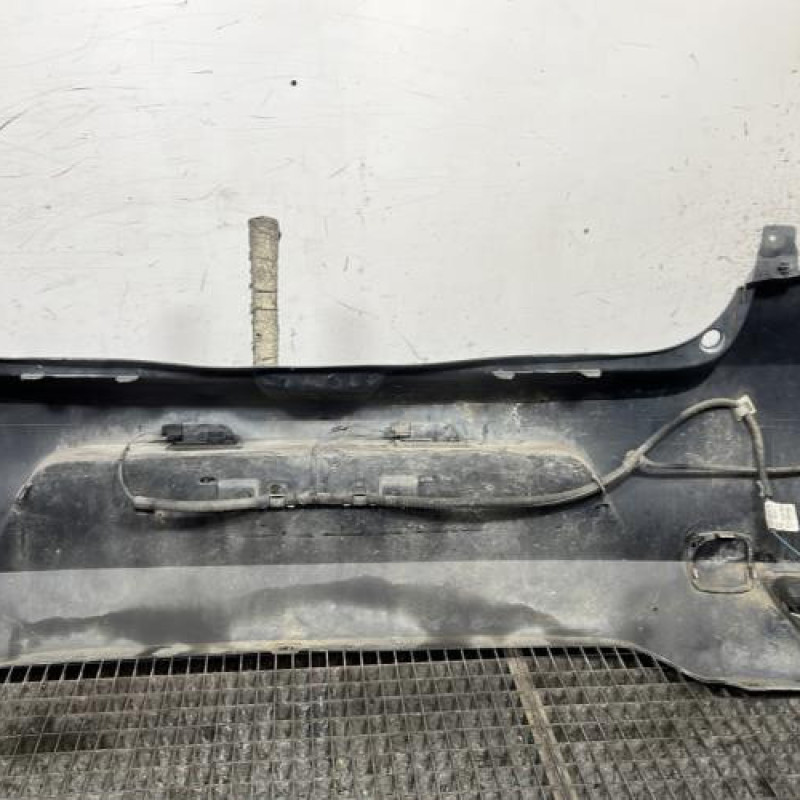 Pare choc arriere RENAULT CLIO 3 Photo n°5