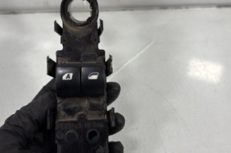 Interrupteur de leve vitre avant gauche PEUGEOT 207 Photo n°1