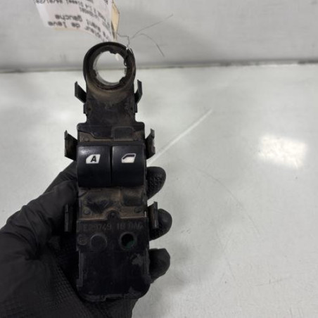 Interrupteur de leve vitre avant gauche PEUGEOT 207 Photo n°1