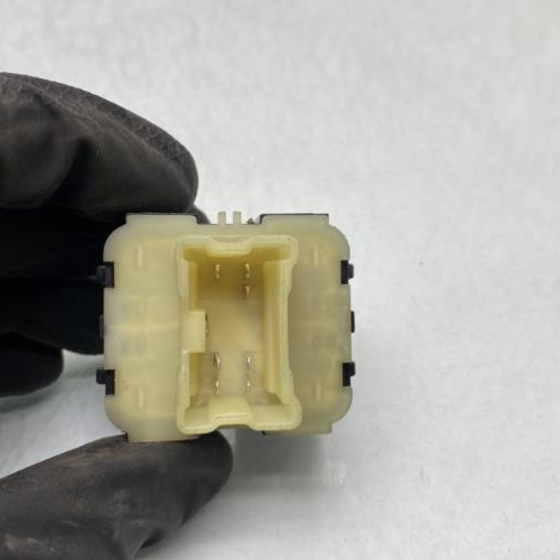 Interrupteur de leve vitre avant gauche RENAULT CLIO 4 Photo n°3