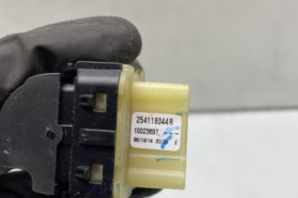 Interrupteur de leve vitre avant gauche RENAULT CLIO 4