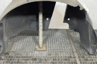 Pare boue arriere gauche RENAULT CLIO 4 Photo n°1