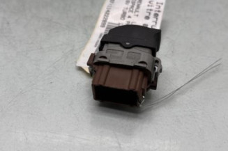 Interrupteur de leve vitre arriere droit RENAULT ESPACE 4