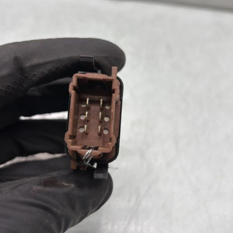 Interrupteur de leve vitre arriere gauche RENAULT ESPACE 4 Photo n°3