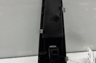 Interrupteur de leve vitre avant droit FIAT GRANDE PUNTO