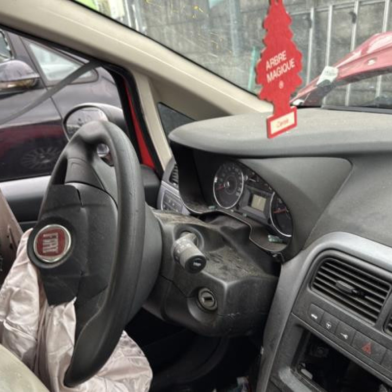 Interrupteur de leve vitre avant droit FIAT GRANDE PUNTO Photo n°19