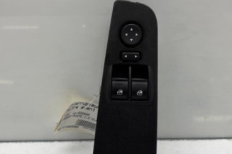 Interrupteur de leve vitre avant gauche FIAT GRANDE PUNTO Photo n°1