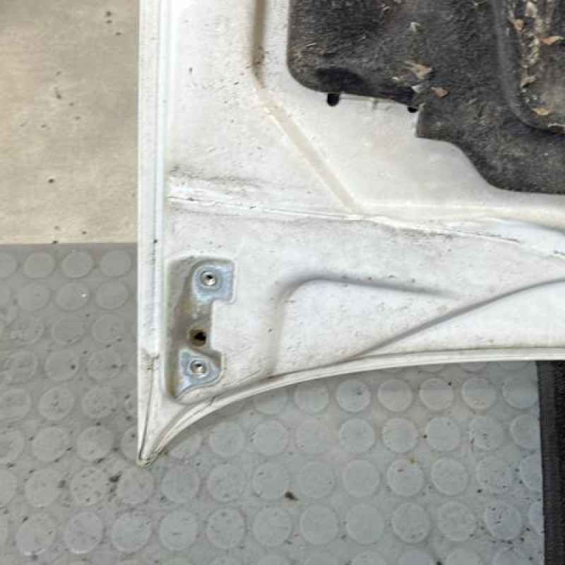 Capot RENAULT CLIO 2 Photo n°8