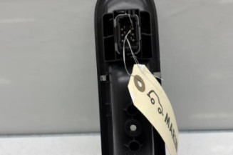 Interrupteur de leve vitre avant droit RENAULT CLIO 3