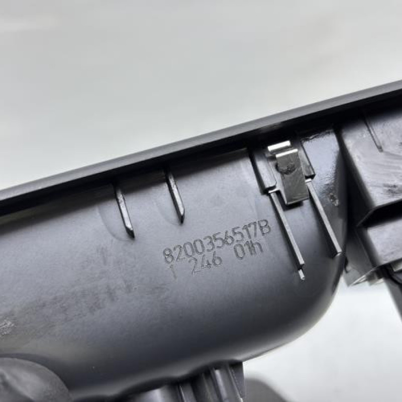 Interrupteur de leve vitre avant droit RENAULT CLIO 3 Photo n°6