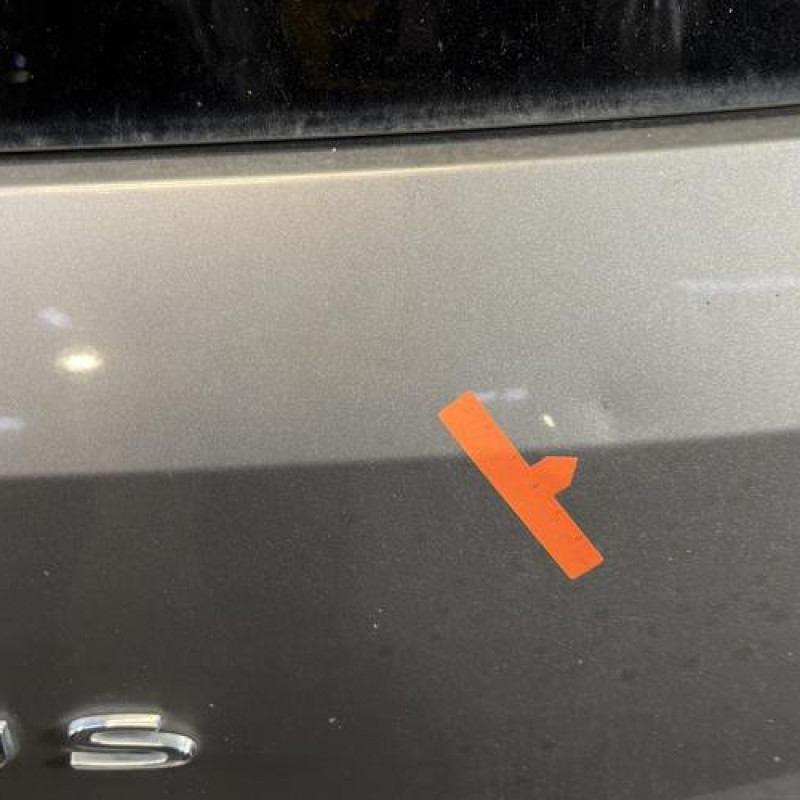 Malle/Hayon arriere RENAULT GRAND MODUS Photo n°3