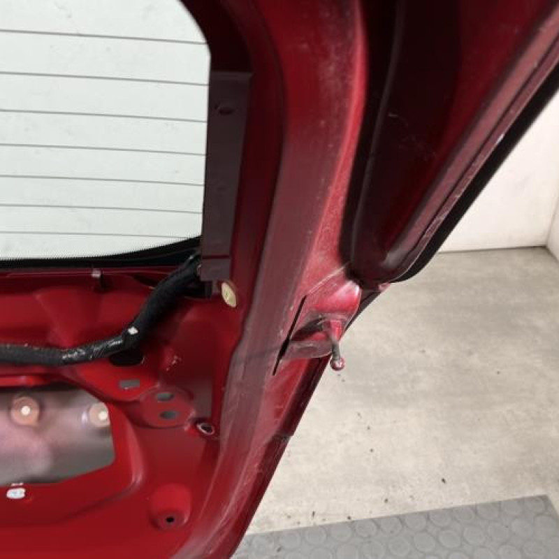 Malle/Hayon arriere DS DS4 1 Photo n°9