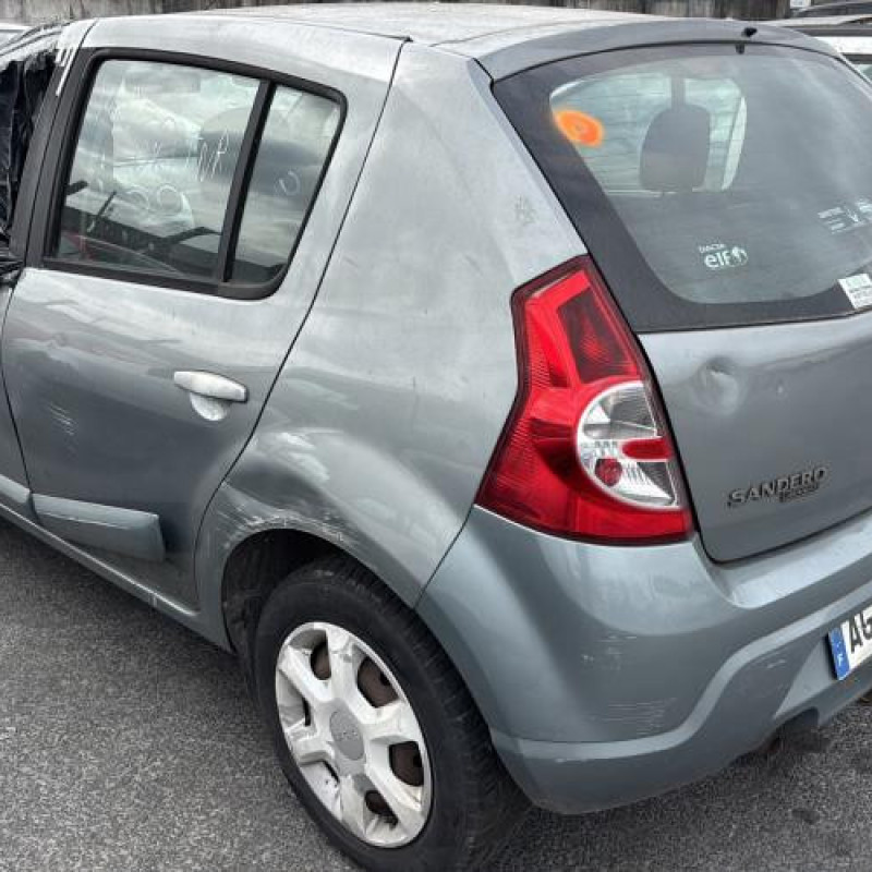 Plage arriere DACIA SANDERO 1 Photo n°8