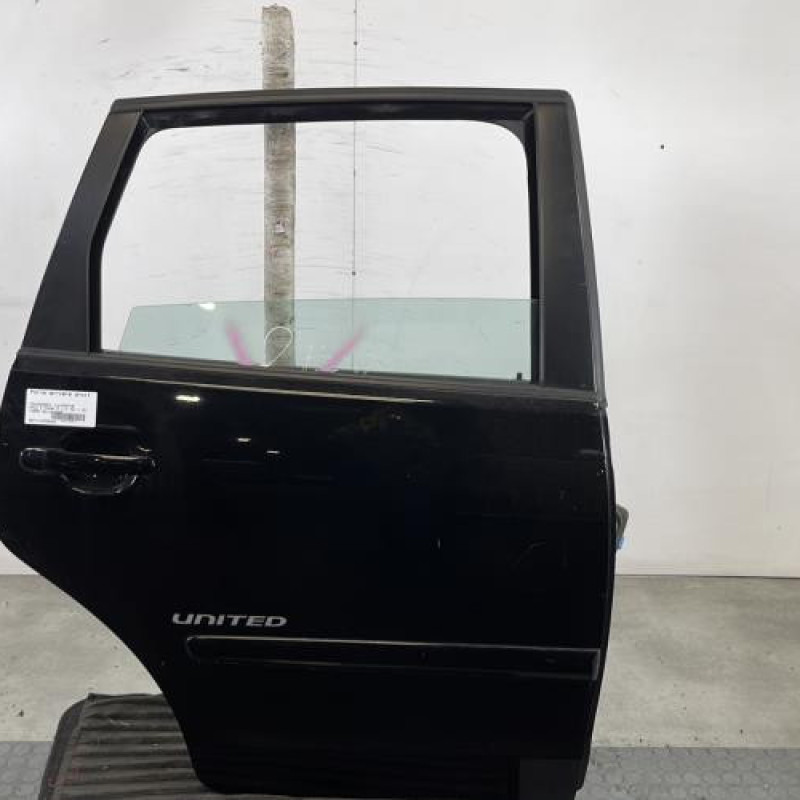 Porte arriere droit VOLKSWAGEN POLO 4 Photo n°1