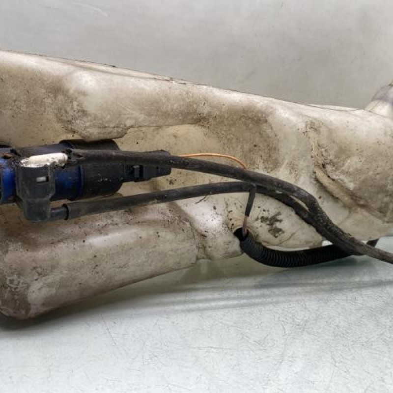 Vase de lave glace RENAULT CLIO 3 Photo n°3