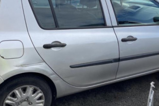 Vase de lave glace RENAULT CLIO 3