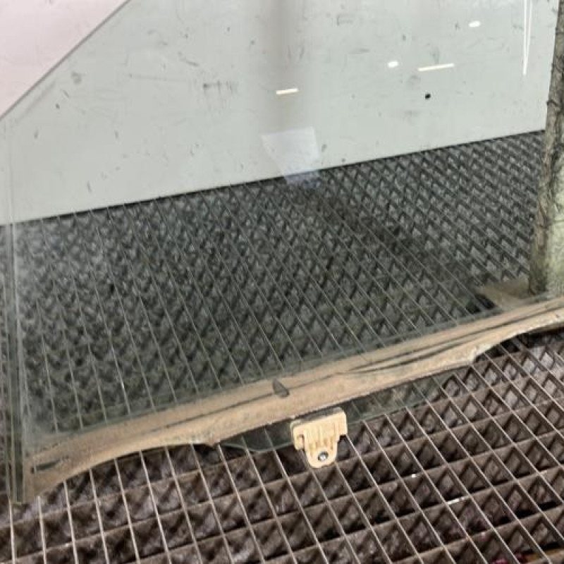 Vitre avant gauche RENAULT KOLEOS 1 Photo n°2