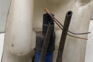 Vase de lave glace RENAULT CLIO 3