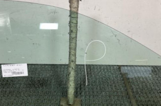 Vitre avant droit VOLKSWAGEN POLO 4 Photo n°1