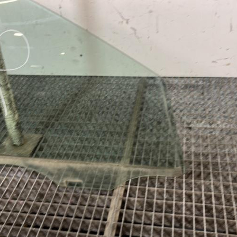 Vitre avant droit VOLKSWAGEN POLO 4 Photo n°3