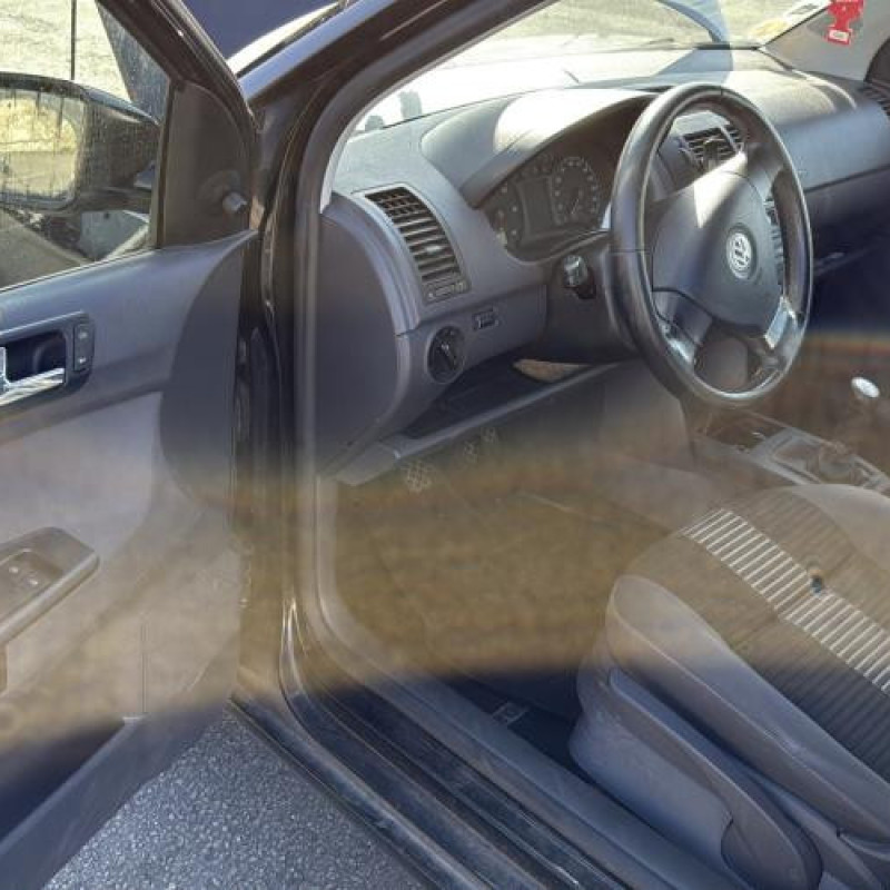 Vitre avant droit VOLKSWAGEN POLO 4 Photo n°14