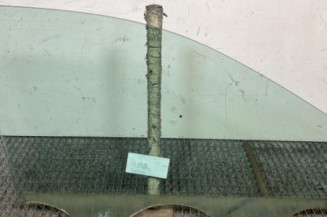 Vitre avant gauche VOLKSWAGEN POLO 4