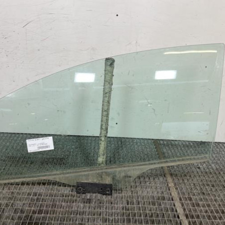 Vitre avant gauche VOLKSWAGEN FOX Photo n°1