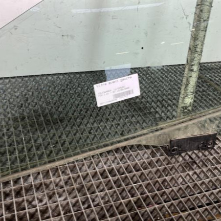 Vitre avant gauche VOLKSWAGEN FOX