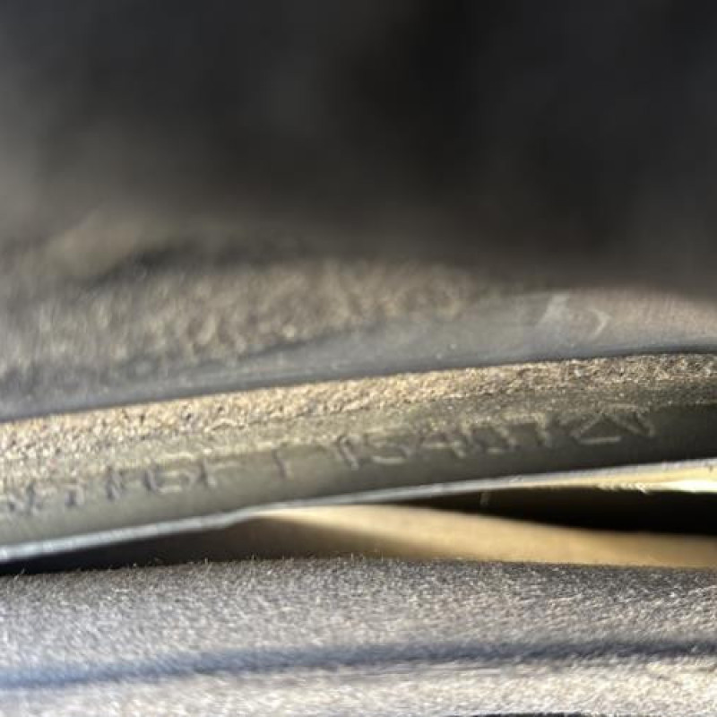 Vase de lave glace PEUGEOT 208 1 Photo n°18