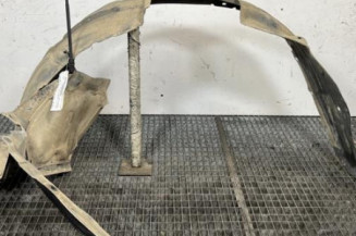 Pare boue avant droit TOYOTA RAV4 2 Photo n°1