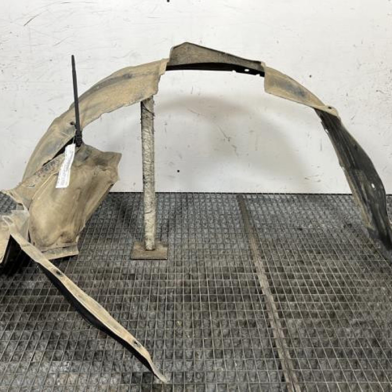 Pare boue avant droit TOYOTA RAV4 2 Photo n°1