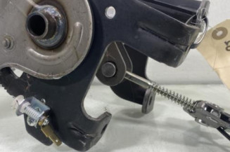 Levier frein à main KIA SPORTAGE 3