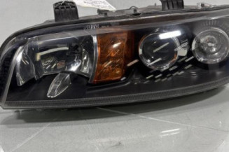 Optique avant principal gauche (feux)(phare) FIAT PUNTO 2 Photo n°1